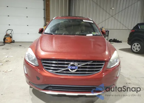 2015 Volvo Xc60 T6 Premier z USA, uszkodzony, nr VIN YV4902RK0F2710520